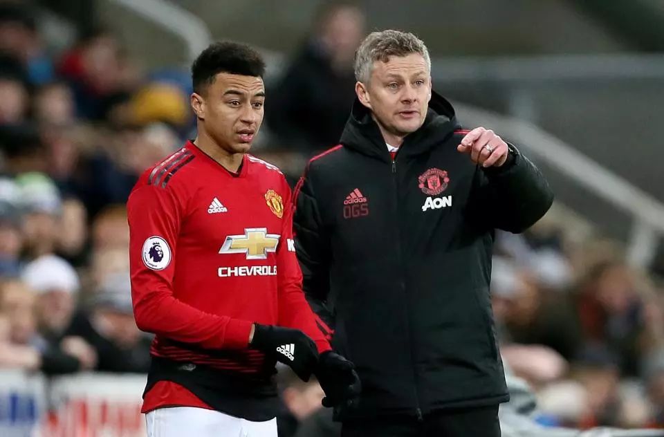 应即兴献唱 应即兴献唱